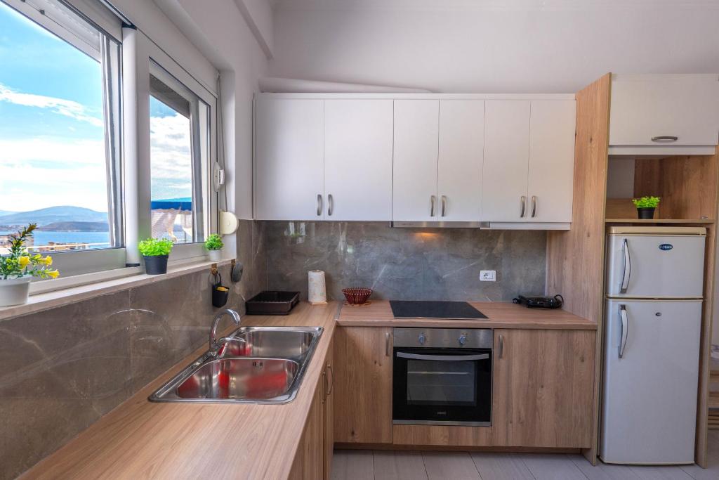 marin apartments rooms